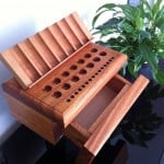 Les supports de mod en bois  » papy vapote  » par Alain Cappelle