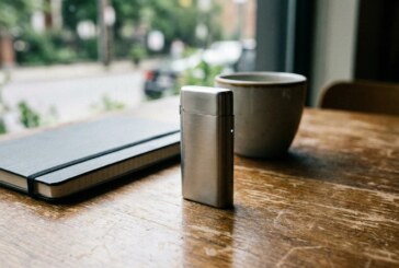 INSOLITE : Un briquet connecté pour thérapie anti-tabac.