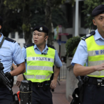 HONG KONG : Arrestation d&rsquo;un homme de 22 ans pour vente illégale de e-liquides nicotinés.