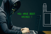 INSOLITE : Les hackers utilisent des e-cigarettes pour diffuser des malwares.