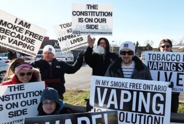 CANADA : Une manifestation contre la nouvelle législation sur l&rsquo;e-cigarette.