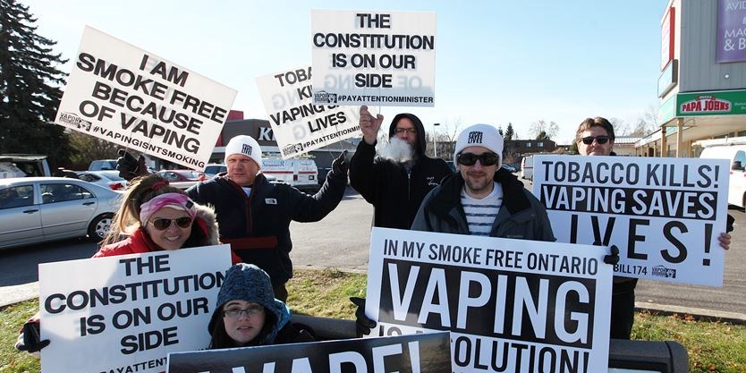 CANADA : Une manifestation contre la nouvelle législation sur l&rsquo;e-cigarette.