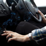 DOSSIER : Comment nettoyer une voiture envahie par les méfaits du tabac ?