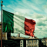 ITALIE : Une foule de vapoteurs pour manifester contre le monopole d&rsquo;Etat !