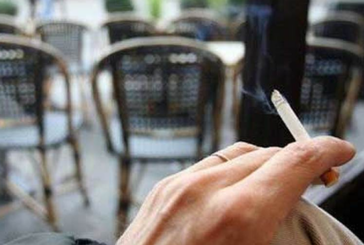 TABAC : Malgré l&rsquo;interdiction, la cigarette garde sa place sur les terrasses !