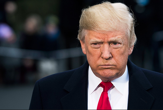 ETATS-UNIS : Soupçons sur le président Trump, la vape montrée du doigt ?