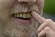 SUISSE : Inquiétude autour du snus, ce fameux tabac à sucer qui séduit !