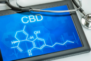 CBD : Droit au soulagement ? Risques ? Doit-on autoriser cette substance ?