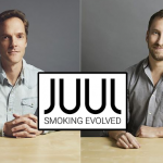 ECONOMIE : Les fondateurs de l&rsquo;e-cigarette Juul pèsent aujourd&rsquo;hui 843 millions de dollars chacun.