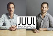 ECONOMIE : Les fondateurs de l&rsquo;e-cigarette Juul pèsent aujourd&rsquo;hui 843 millions de dollars chacun.