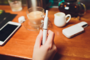 ETUDE : Le tabac chauffé n&rsquo;est pas moins dangereux que le tabagisme ou l&rsquo;e-cigarette.