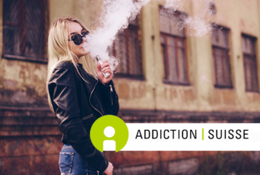 ENQUÊTE : Addiction Suisse s&rsquo;inquiète de l&rsquo;utilisation de l&rsquo;e-cigarette chez les jeunes.