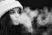 SANTÉ : Un fort recul du tabagisme et un attrait du vapotage pour les lycéens