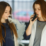 ROYAUME-UNI  : Un sondage annonce que 25% des lycéens ont déjà utilisé l&rsquo;e-cigarette !