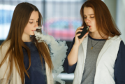 ROYAUME-UNI  : Un sondage annonce que 25% des lycéens ont déjà utilisé l&rsquo;e-cigarette !