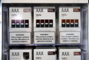 ETATS-UNIS : Juul lance une campagne agressive contre les pods disponible sur le marché noir.