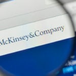 POLITIQUE : Covid, opioïdes et tabac, le cabinet McKinsey a également conseillé la vape !