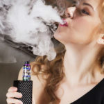 ÉTUDE : Des dangereuses concentrations de particules volatiles avec la vape ?