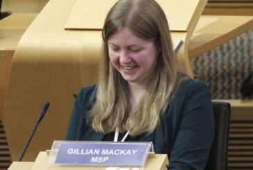 ÉCOSSE : Une députée propose l&rsquo;interdiction des arômes « attractifs » pour la vape