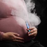 Femme-enceinte-vapotant@2x