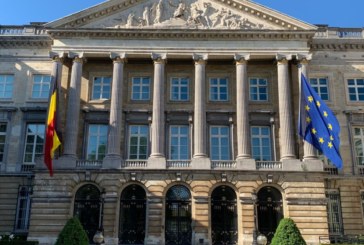 Vers une génération sans tabac : la Belgique serre la vis sur le tabagisme et le vapotage