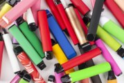 Crise environnementale dans l&rsquo;industrie de la vape au Royaume-Uni : une bombe à retardement