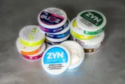 L&rsquo;essor inquiétant des sachets de nicotine sans tabac