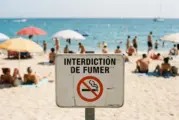 France : fumer sur les plages bientôt interdit, et la vape dans tout ça ?