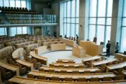 Malaisie : des députés veulent interdire la vape et classer les e-liquides comme poisons contrôlés