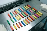 Vapes jetables : la Commission européenne valide l&rsquo;interdiction polonaise, un précédent pour l&rsquo;UE