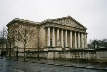 France : une nouvelle taxe sur les e-liquides nicotinés de 30 à 50 centimes par flacon dans le viseur