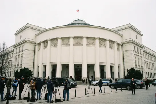 Pologne : le Parlement adopte une nouvelle fiscalité sur la vape, le secteur sous pression