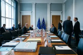 Réforme vape et tabac en Europe : Várhelyi annonce une publication législative avant fin 2026